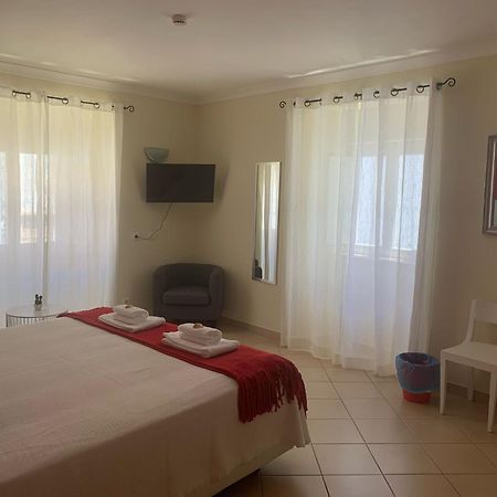 Blue Moon Guesthouse Lagos Exterior foto