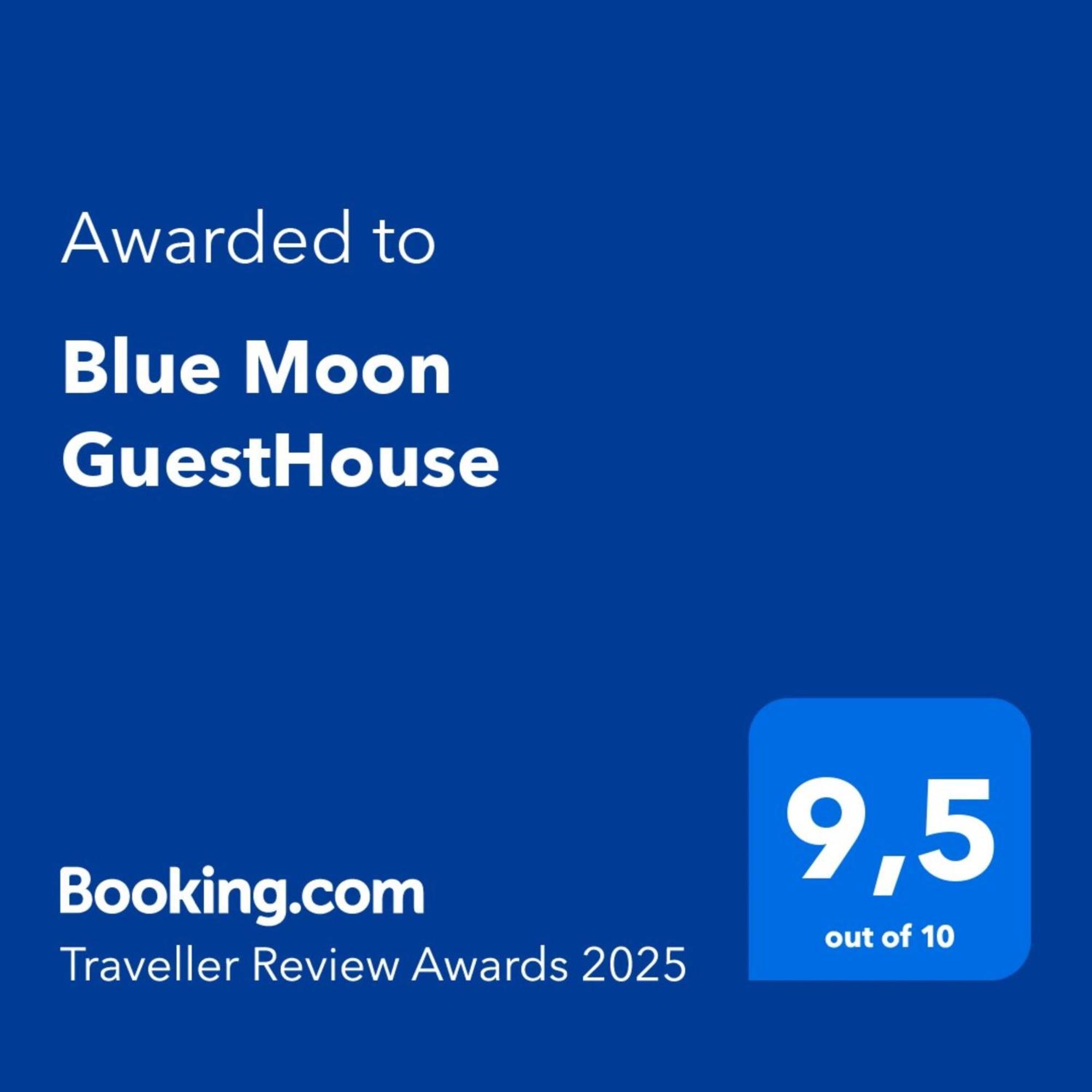 Blue Moon Guesthouse Lagos Exterior foto