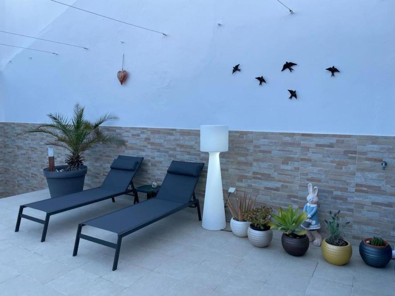 Blue Moon Guesthouse Lagos Exterior foto