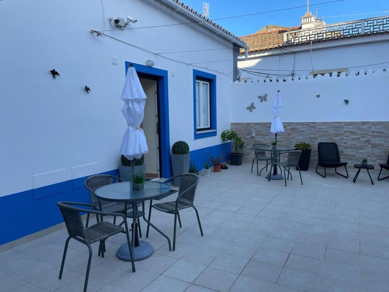 Blue Moon Guesthouse Lagos Exterior foto