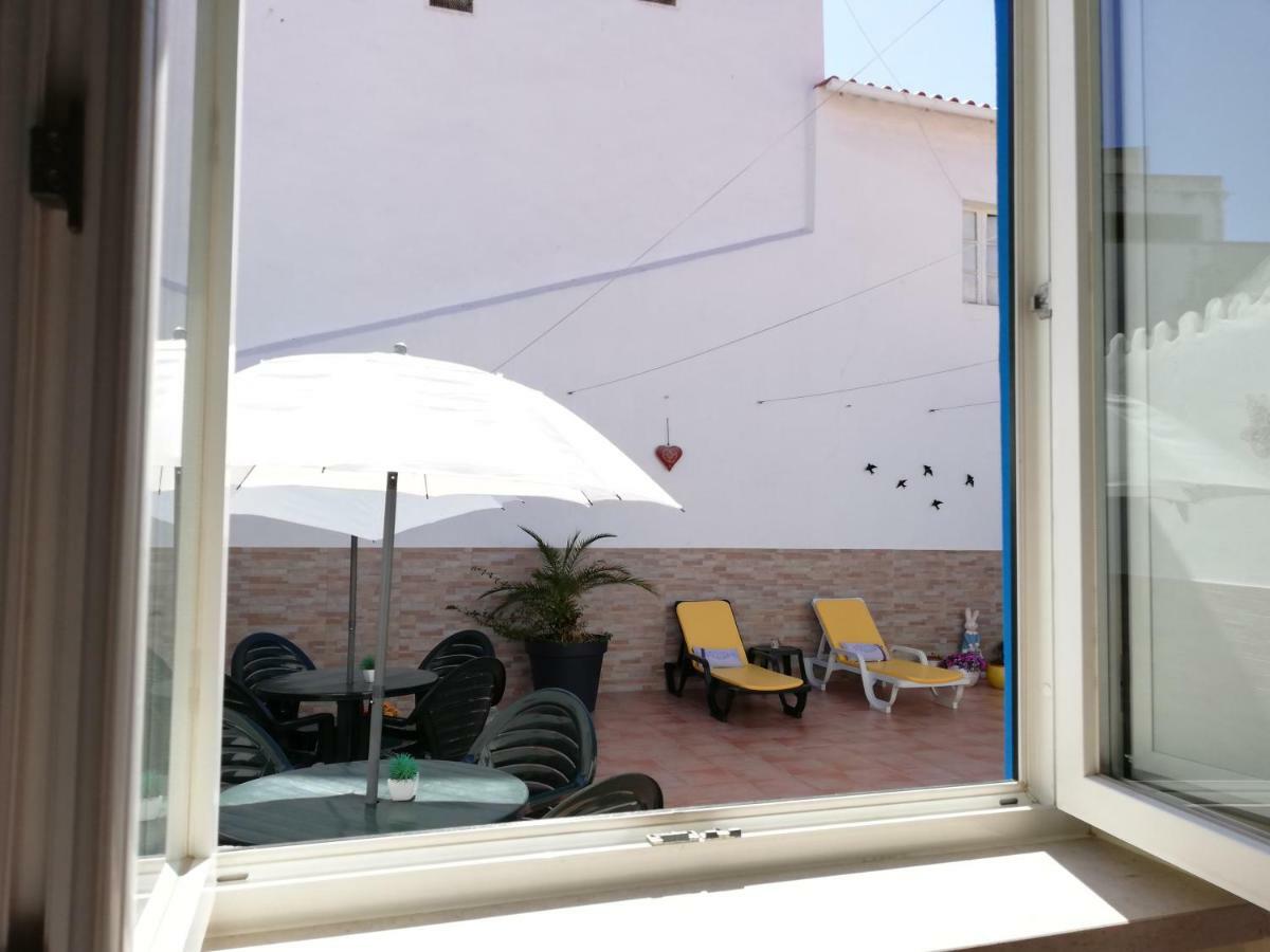 Blue Moon Guesthouse Lagos Exterior foto